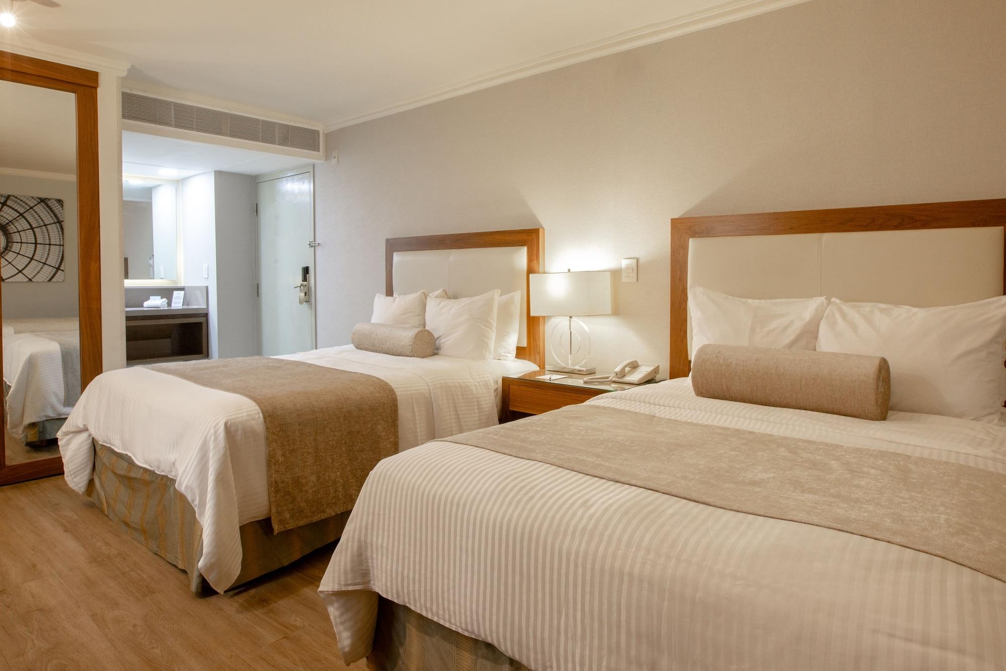 Hotel Antaris Cintermex Monterrey Esterno foto